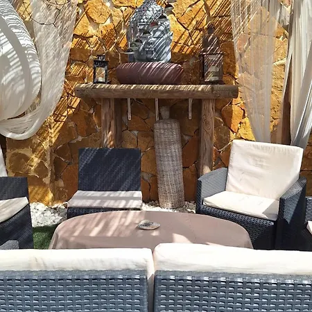 ホームステイ Casa Xeneize Punta Candor カディス